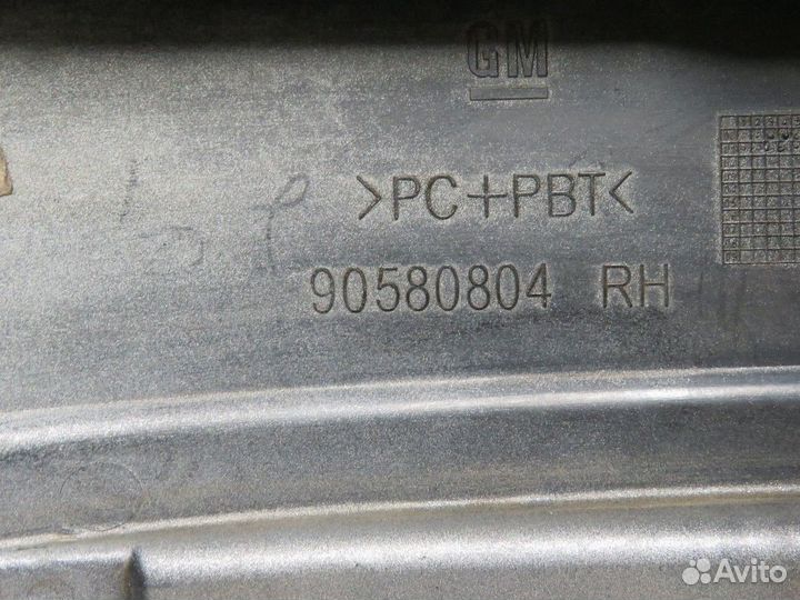 Планка под стоп Право subaru traviq XM220, XM182