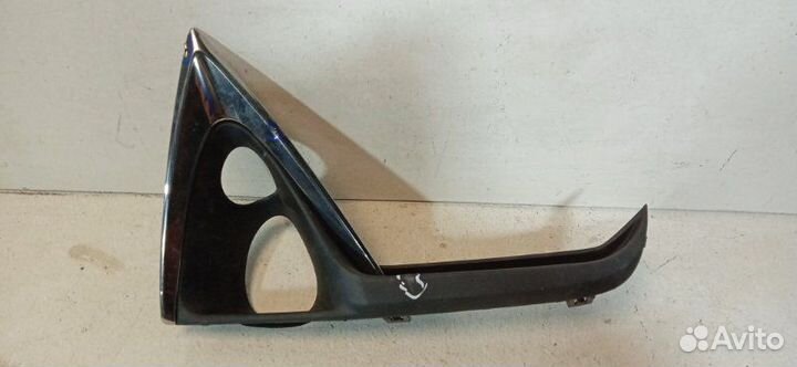 Накладка противотуманной фары передняя правая