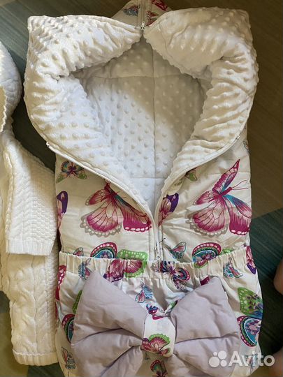 Комплект на выписку для девочки