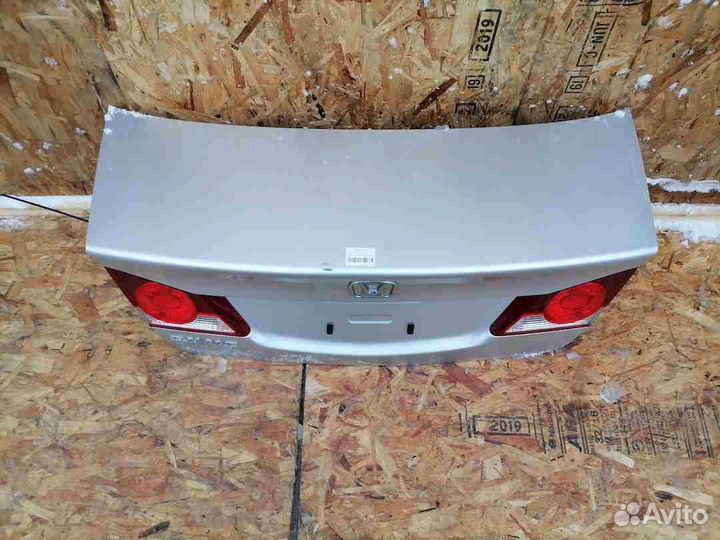 Крышка багажника Honda Civic 4D FD