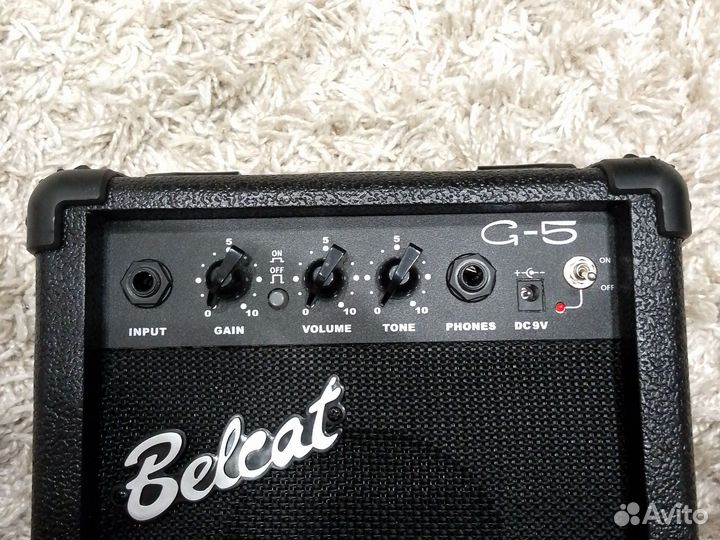 Гитарный комбоусилитель