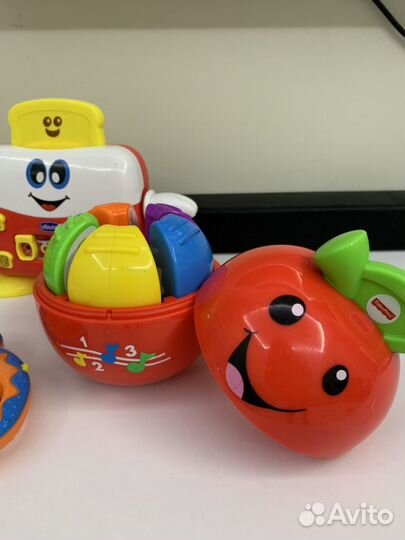 Развивающие игрушки fisher price chicco tommy