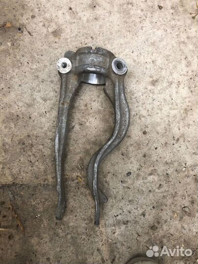 Вилка амортизатора Porsche macan