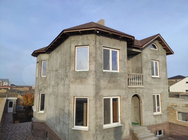 Дом 253 м² на участке 6 сот.