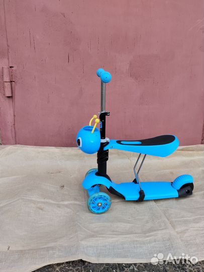 Самокат детский трехколесный с сиденьем