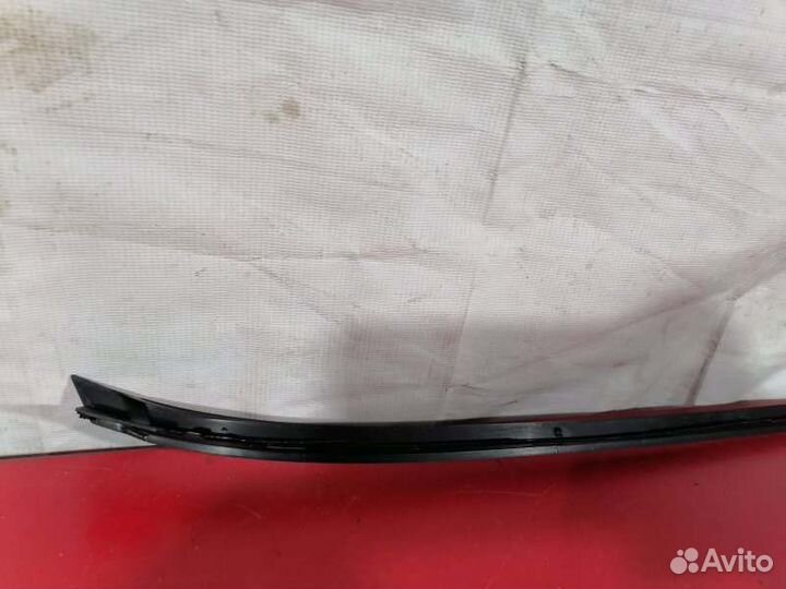 Молдинг лобового стекла правый Ford Mondeo 4