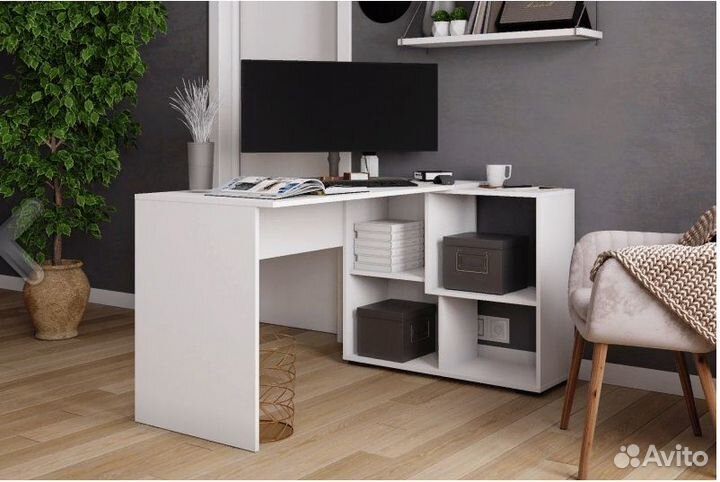 Компьютерный стол в стиле IKEA