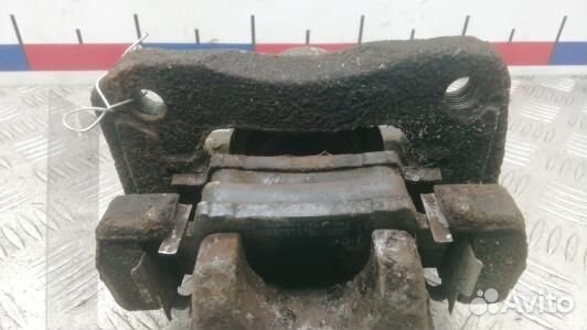 Суппорт тормозной задний правый toyota RAV 4 ZSA3