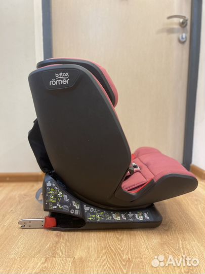 Автокресло britax romer advansafix IV M