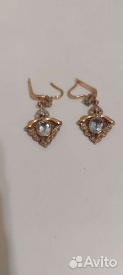 Золотые серьги с бриллиантами