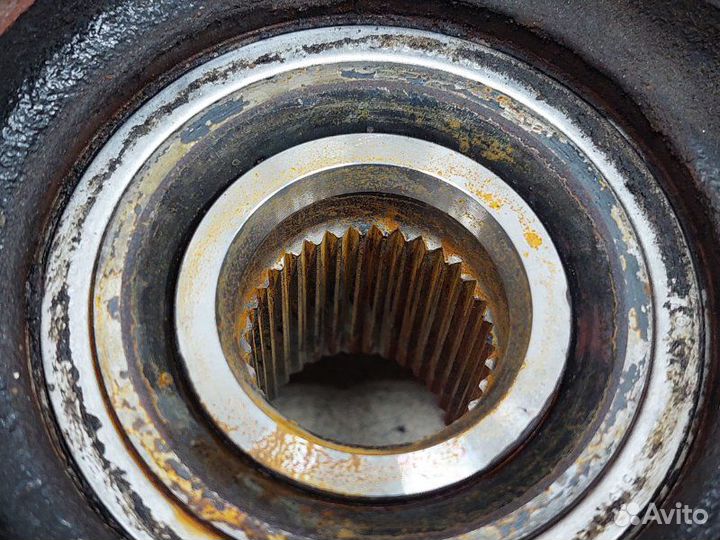 Кулак поворотный задний левый Land Rover Range