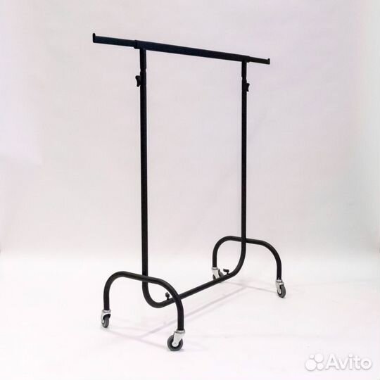 Вешало стойка для одежды