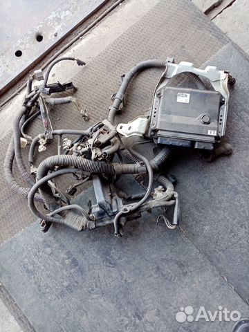 Продам блок управления двс Toyota Camri 40