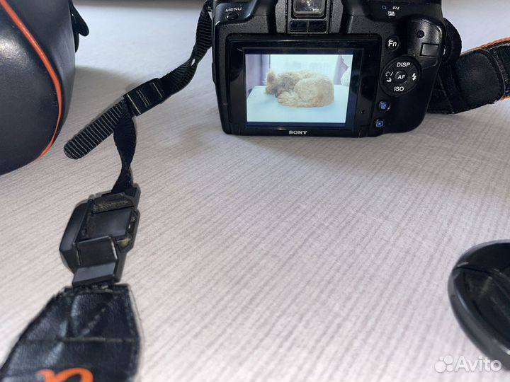 Цифровой зеркальный фотоаппарат Sony-A390