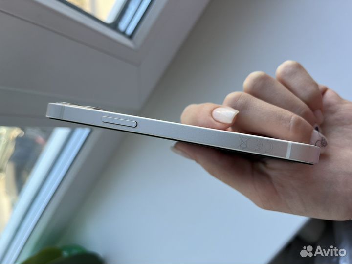 iPhone 12 mini, 64 ГБ