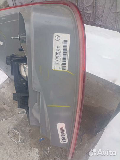 Фонарь правый Mercedes Benz ML350 W164