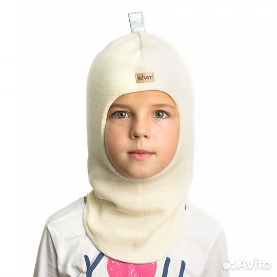 Шапка- шлем kivat белый Новый