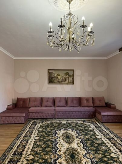 Дом 200 м² на участке 4 сот.