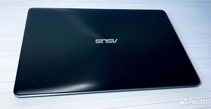 Игровой Core i7/ video 2gb/Full HD 17.3 HDD 500gb