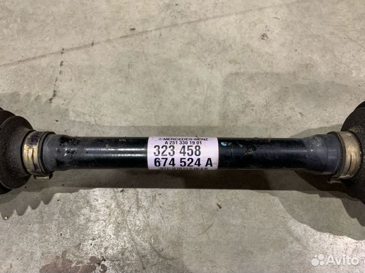 Привод передний левый Mercedes-Benz R-Class W251