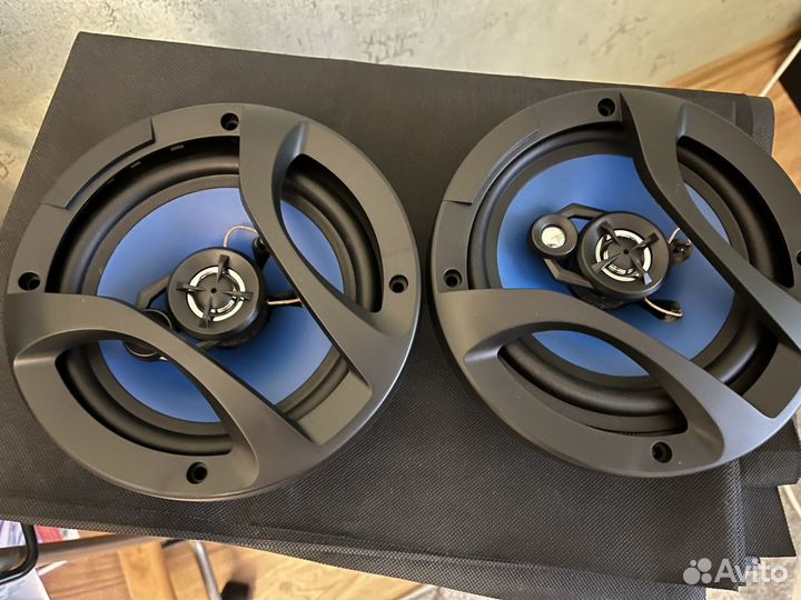 Новые автомобильные колонки Digma M602 16-17 см