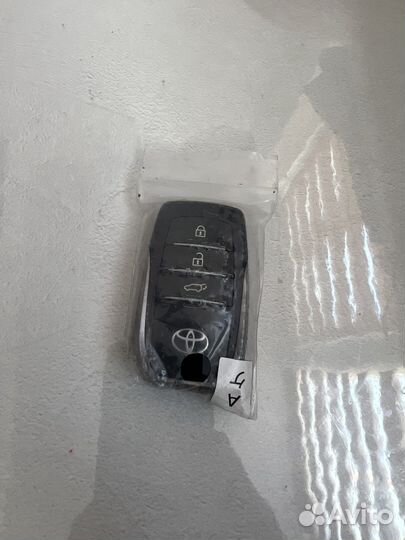 Оригинальный Ключ lc300