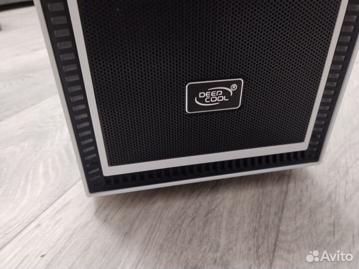 Белый корпус deepcool tesseract sw