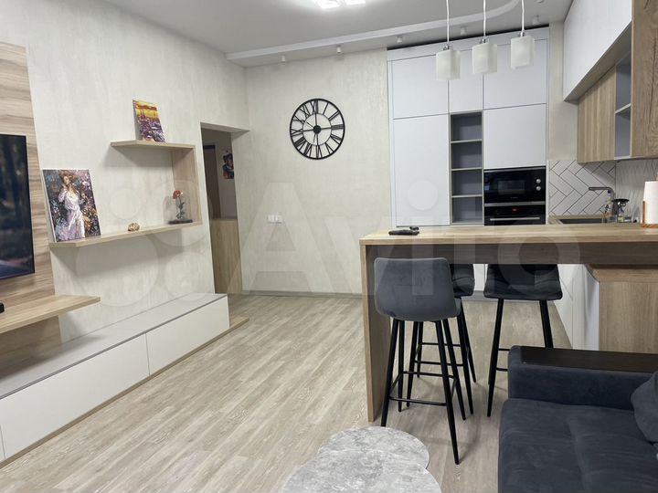 2-к. квартира, 65 м², 4/4 эт.