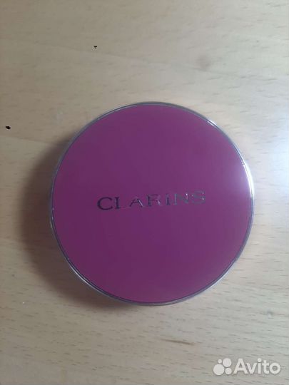 Clarins румяна