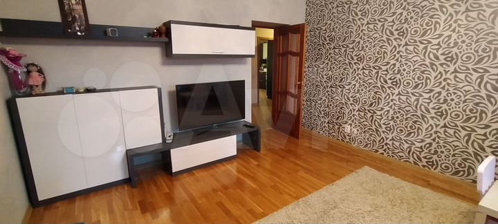 3-к. квартира, 102 м², 5/5 эт.