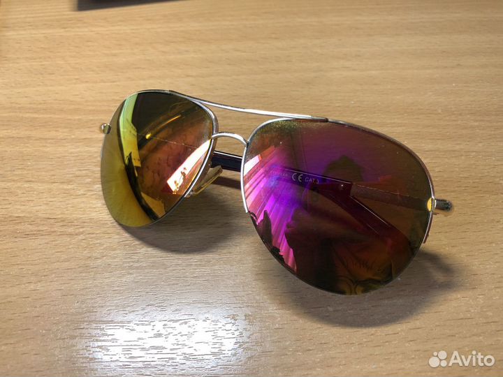 Солнечные очки женские