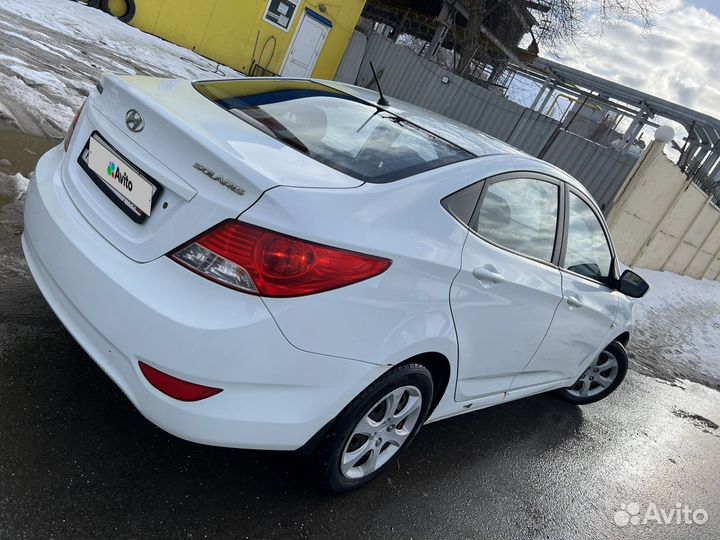 Hyundai Solaris 1.4 AT, 2011, 110 500 км
