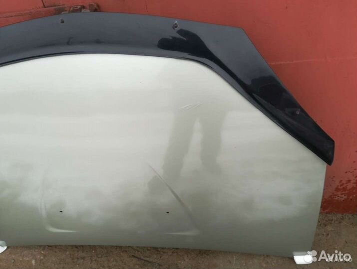 Капот renault sandero 1