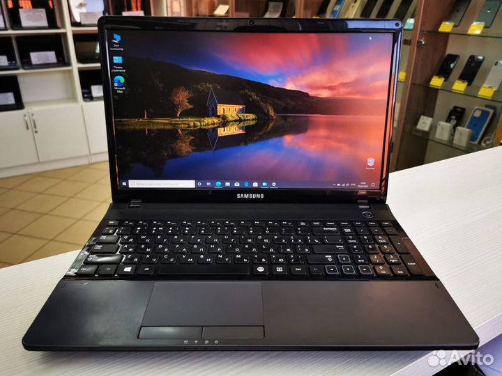 Быстрый ноутбук Samsung core i3 8gb GeForce SSD