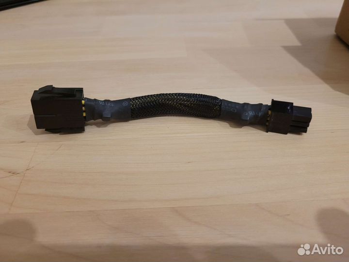 Переходник питания с 8 pin на 6 pin для видеокарты