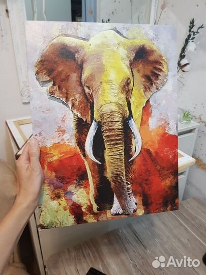 Картина слон 40 на 30. Холст на подрамнике