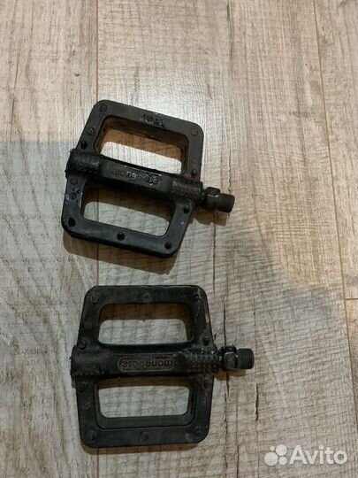 Педали для велосипеда