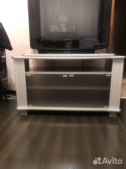 Тумба под телевизор
