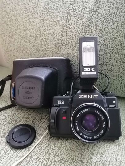 Фотоаппарат пленочный zenith 122 со вспышкой