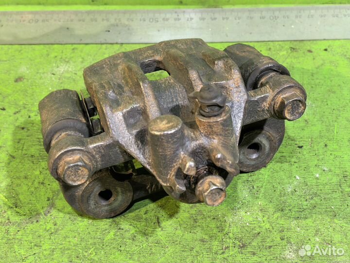 Суппорт задний левый для Kia Ceed 2007-2012