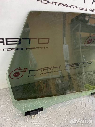 Б/У стекло двери задний левый Toyota Duet M110A