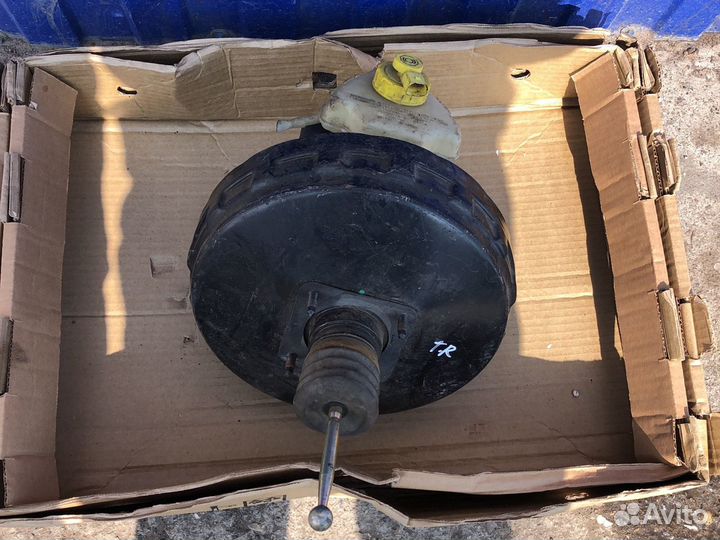 Вакуум тормозной Volkswagen Touareg