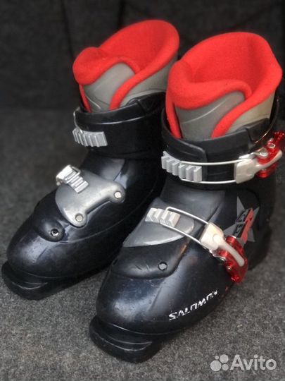 Горнолыжный комплект детский