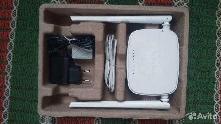 Wifi роутер Tenda adsl2+ и коммутатор D-Link 108H