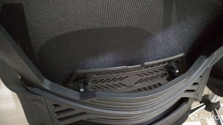 Офисное компьютерное кресло стул