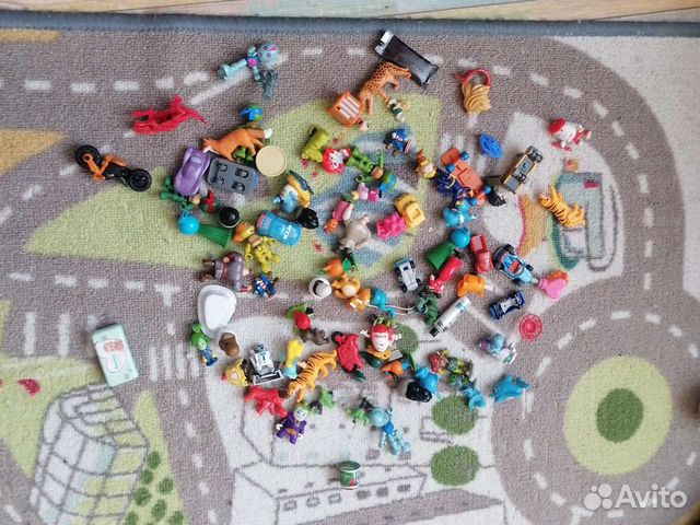 Игрушки из киндер сюрприза