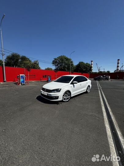 Volkswagen Polo 1.6 AT, 2016, 230 000 км