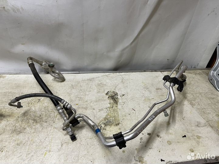 Трубка кондиционера Hyundai ix 35 2009-2013