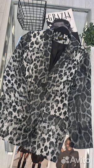 Жакет нарядный, новый