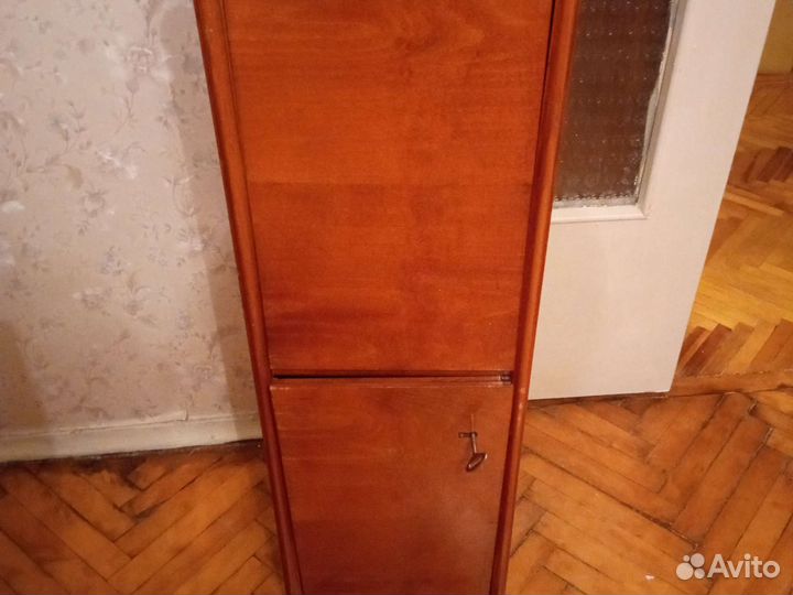 Полка книжная